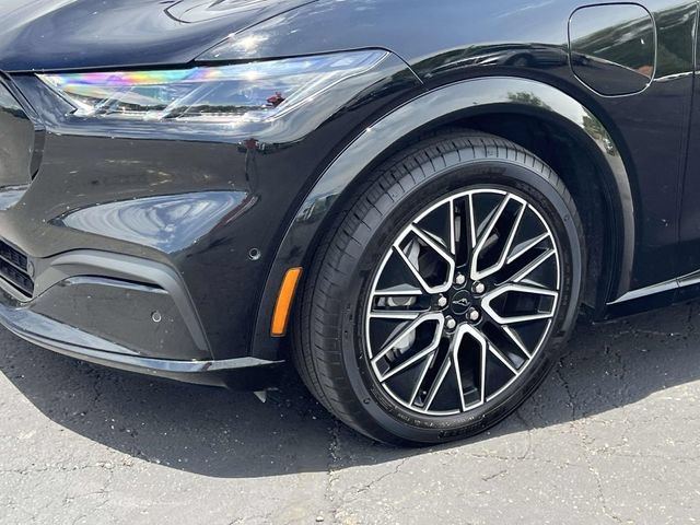 Certified 2024 Ford Mustang Mach-E Premium AWD/4WD image 9