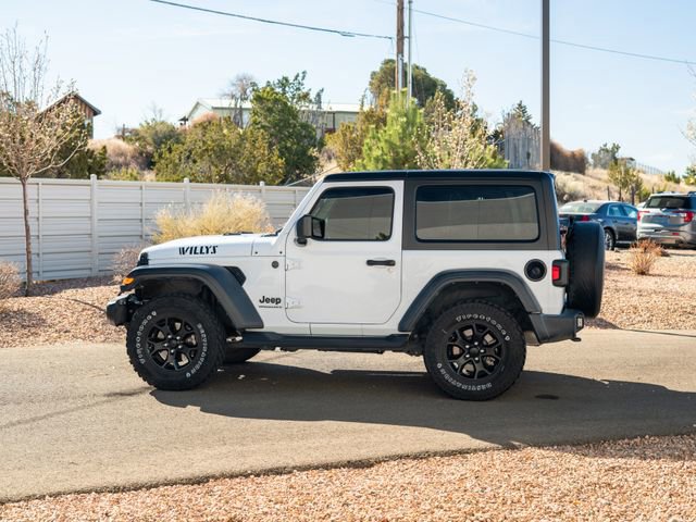 Used 2023 Jeep Wrangler Sport image 4