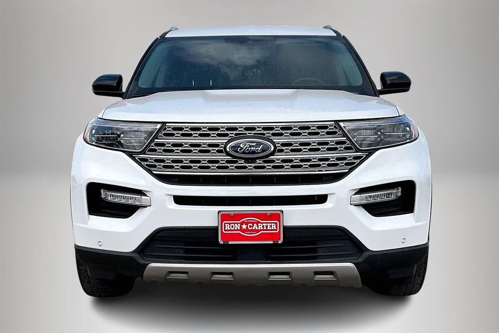 Certified 2022 Ford Explorer Limited RWD image 3