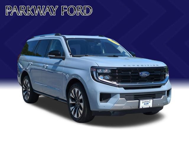 Certified 2025 Ford Expedition Platinum w/ Driver's Package AWD/4WD image 7