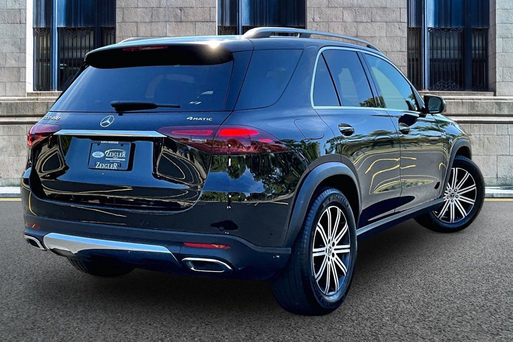 Used 2026 Mercedes-Benz GLE 350 4MATIC w/ Driver Assistance Package image 11