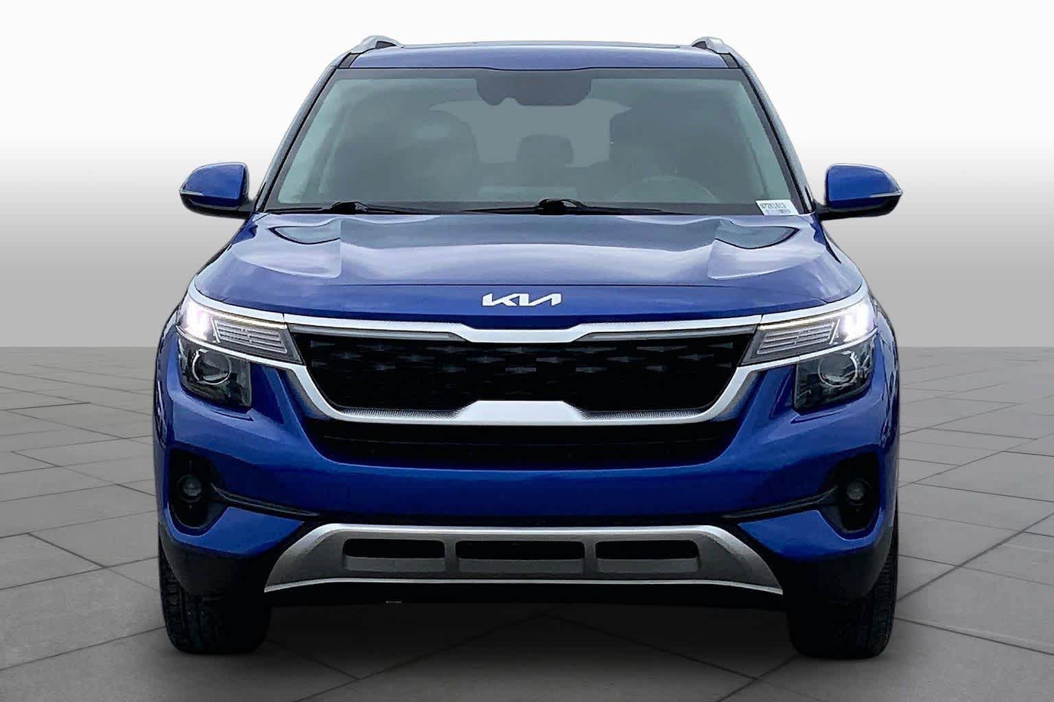 Used 2022 Kia Seltos EX AWD/4WD image 4
