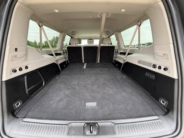 Used 2024 Jeep Wagoneer L Series II w/ Flexible Seating Group AWD/4WD image 11