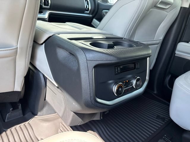 Certified 2026 Ford Expedition Platinum w/ Platinum Ultimate Package AWD/4WD image 35
