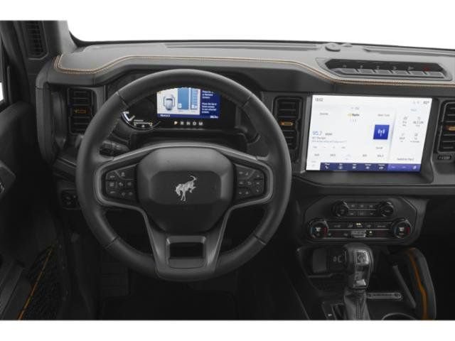 Certified 2025 Ford Bronco Badlands AWD/4WD image 6