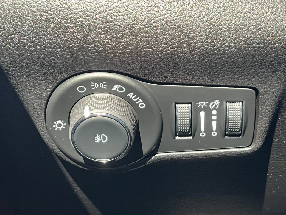 Used 2024 Jeep Compass Limited AWD/4WD image 19