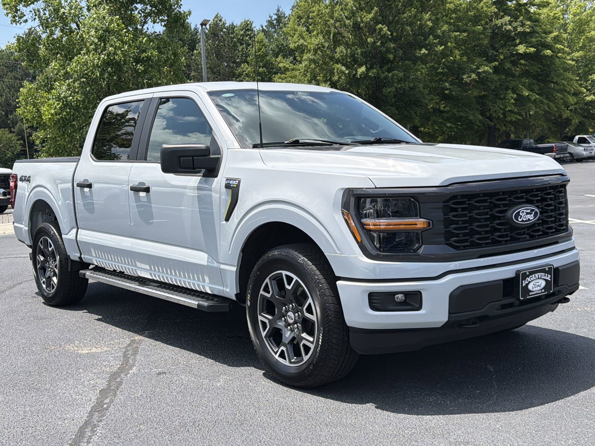Certified 2025 Ford F150 STX w/ Equipment Group 200A AWD/4WD image 9