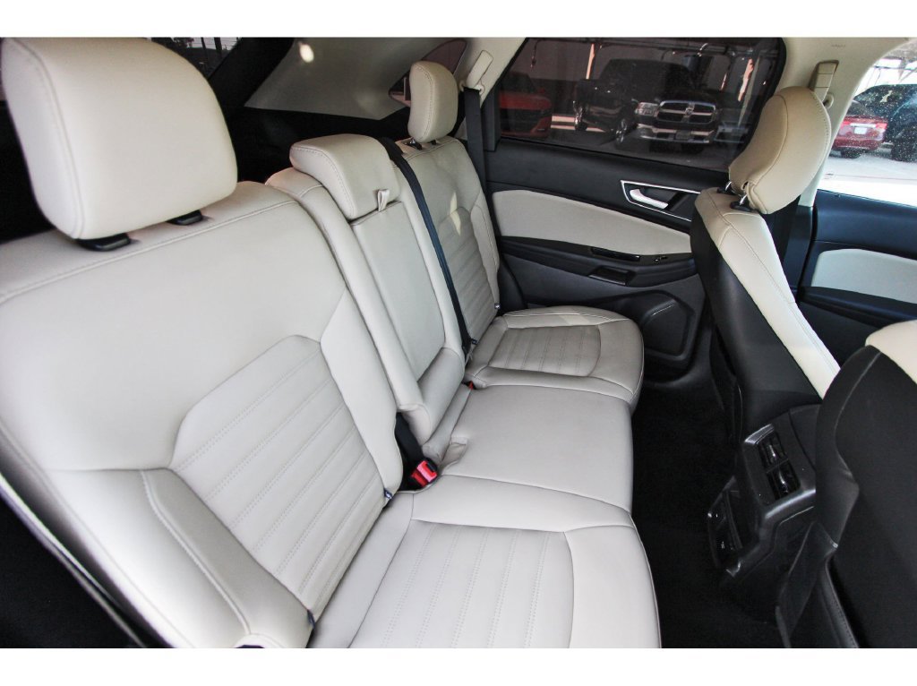 Certified 2019 Ford Edge SEL w/ Equipment Group 201A FWD image 14