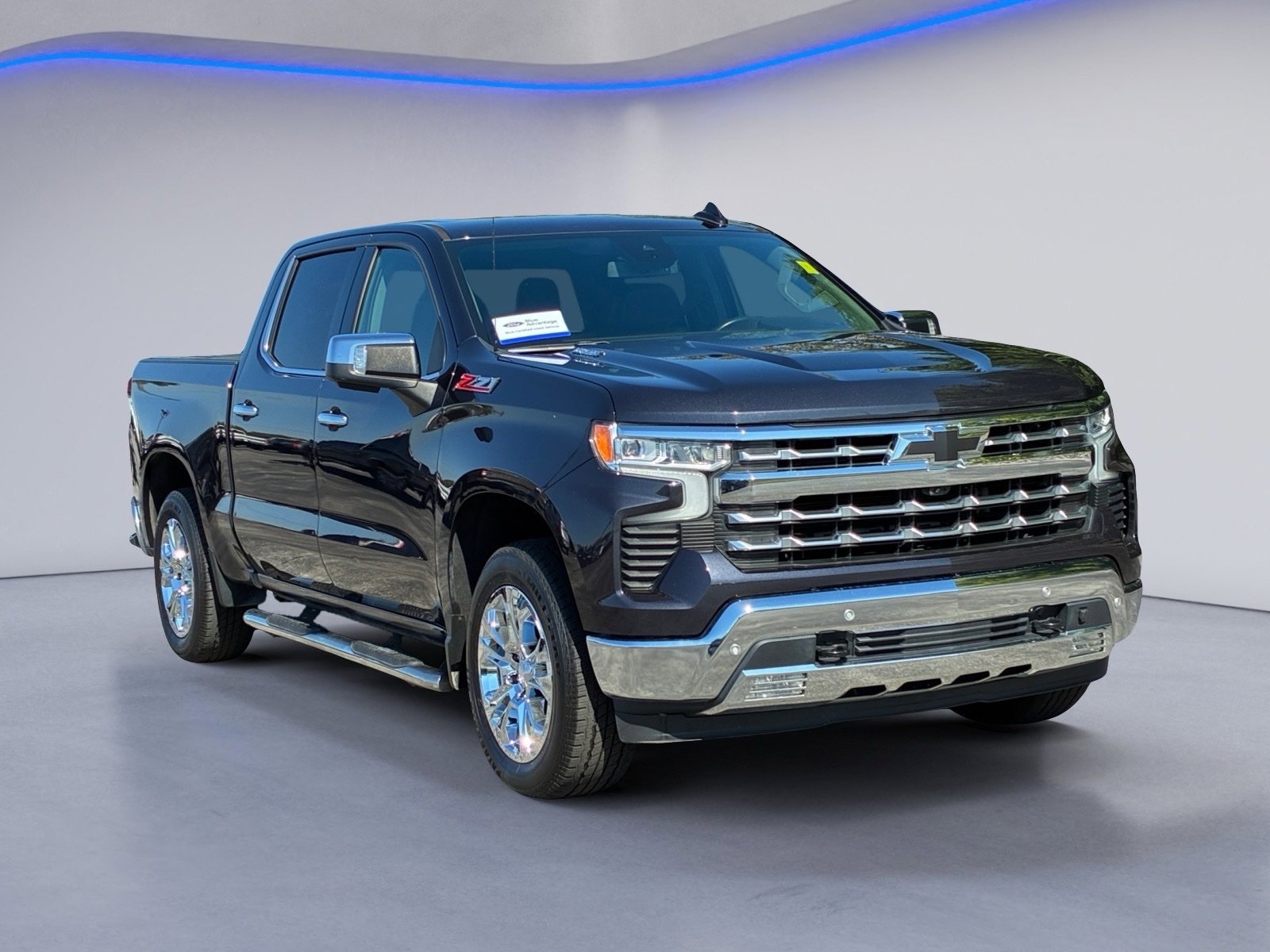 Used 2022 Chevrolet Silverado 1500 LTZ AWD/4WD image 5