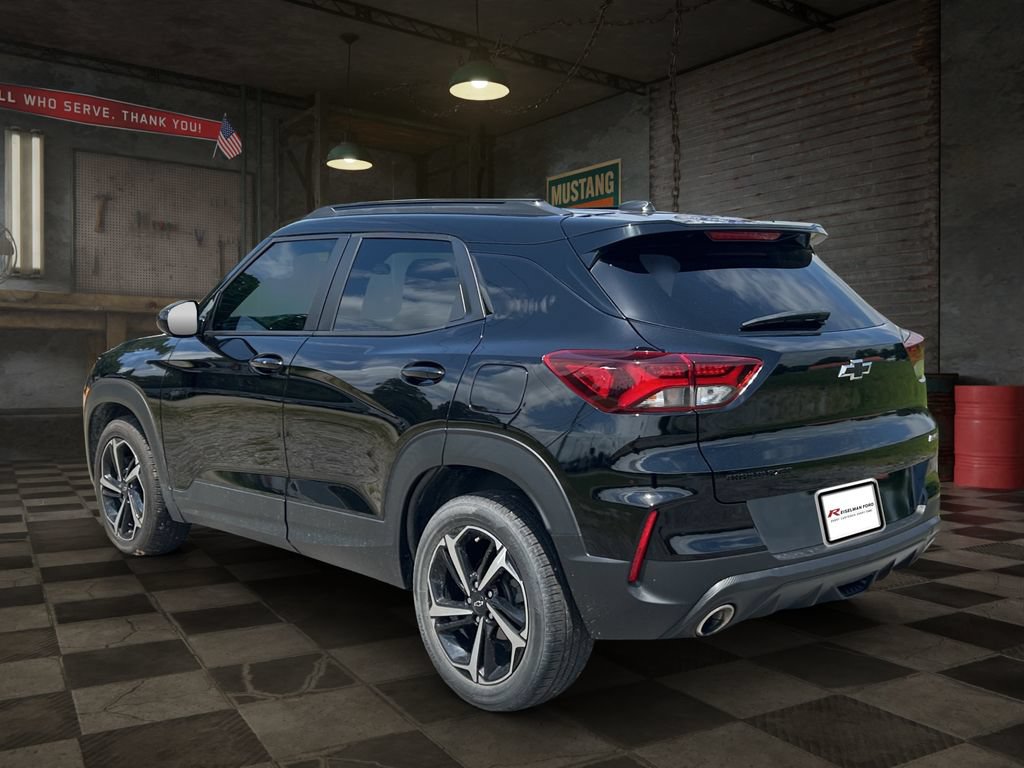 Used 2022 Chevrolet TrailBlazer RS FWD image 4