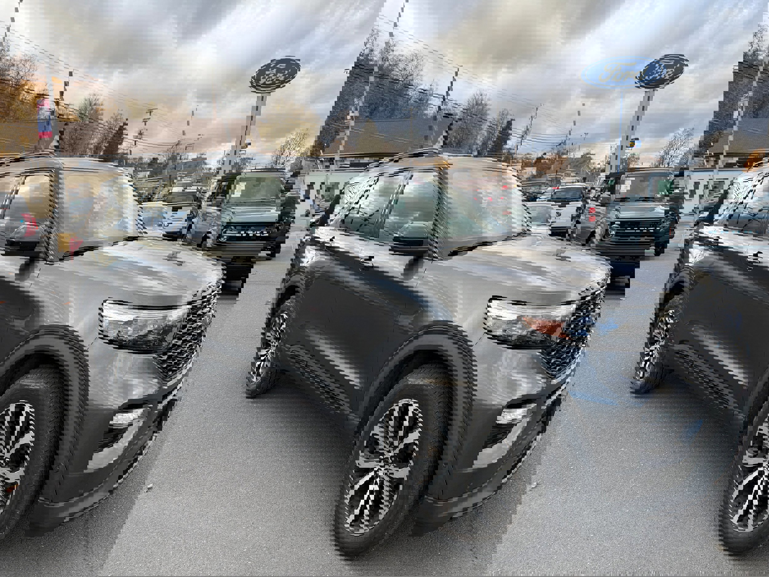 Certified 2020 Ford Explorer ST w/ Premium Technology Package image 6