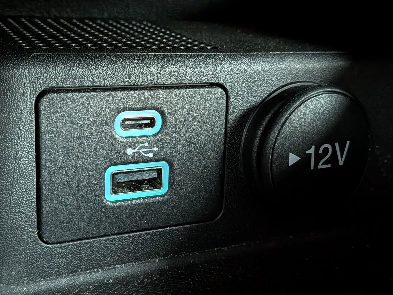 Certified 2023 Ford Escape ST-Line Select w/ Tech Pack #1 image 27