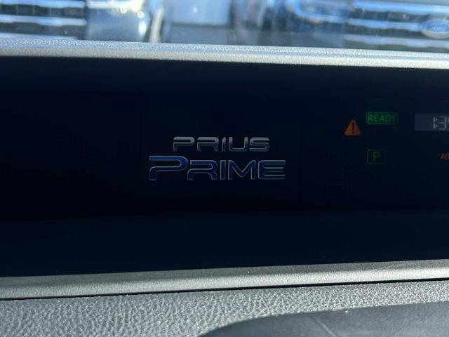 Used 2022 Toyota Prius Prime Limited image 20
