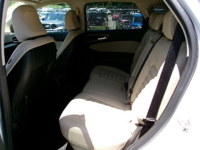 Certified 2023 Ford Edge SEL w/ Convenience Package AWD/4WD image 9