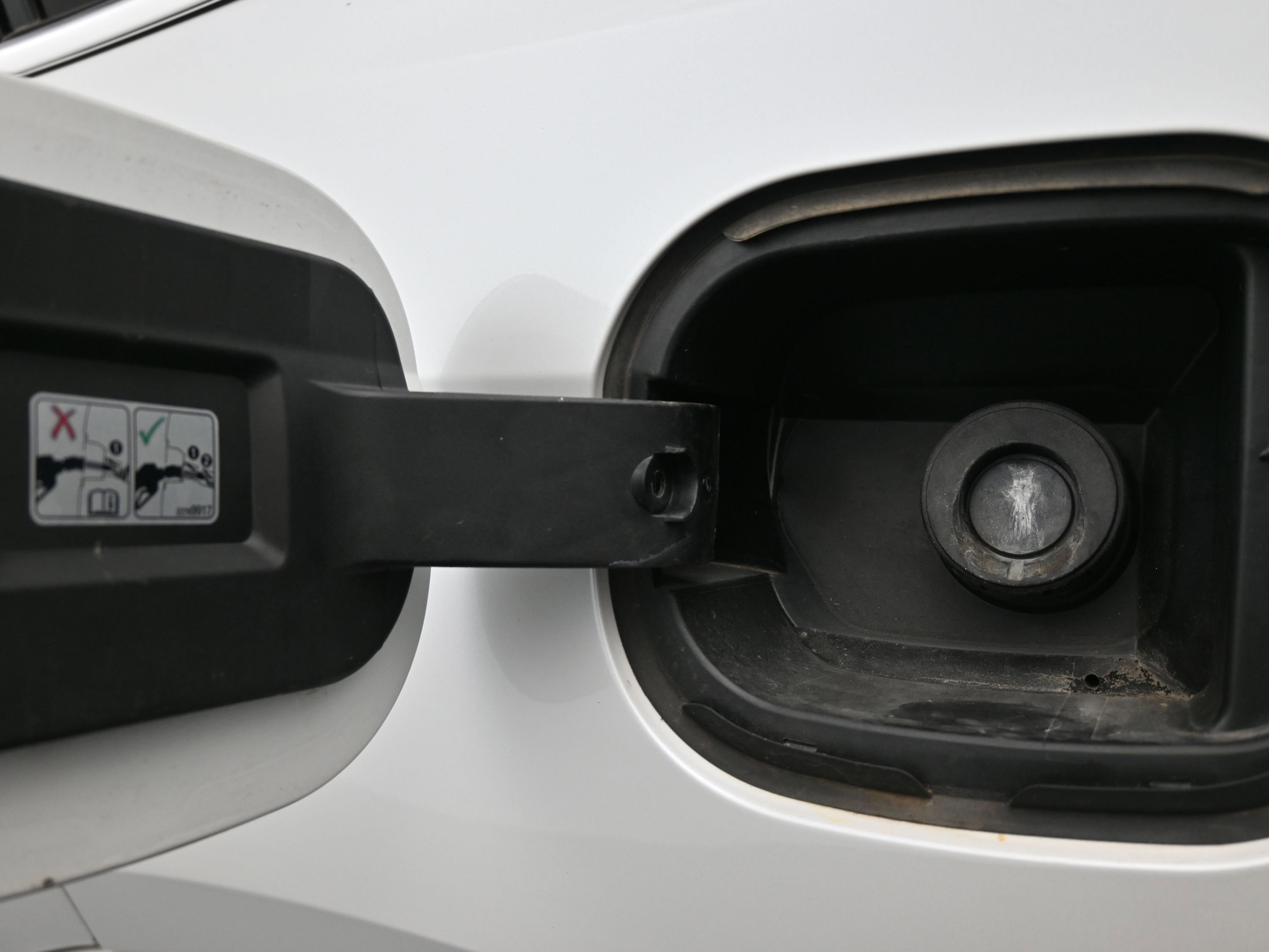 Used 2023 Cadillac XT6 Premium Luxury image 32