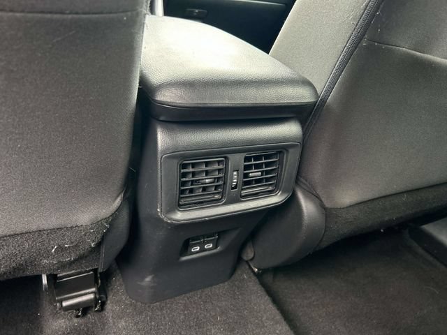 Used 2024 Toyota RAV4 XLE AWD/4WD image 21