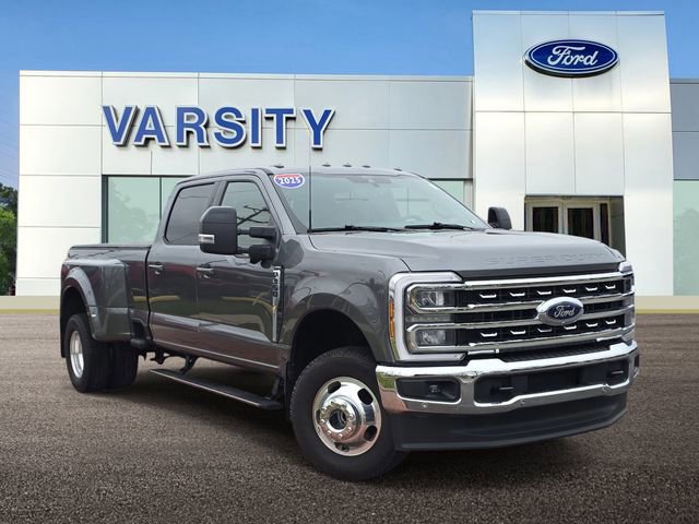 Certified 2025 Ford F350 Lariat w/ Lariat Ultimate Package AWD/4WD image 4