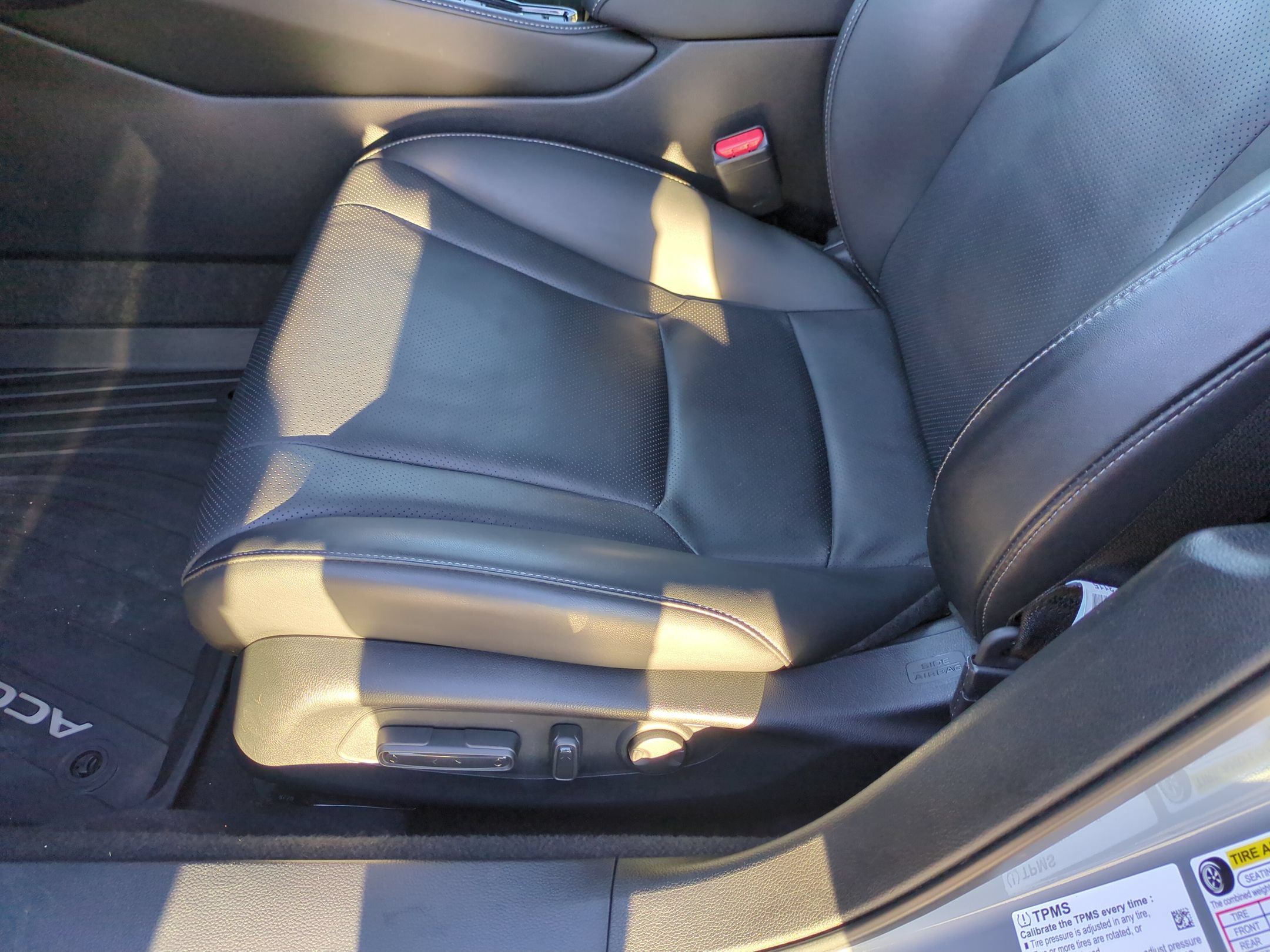 Used 2023 Honda Accord Touring image 16