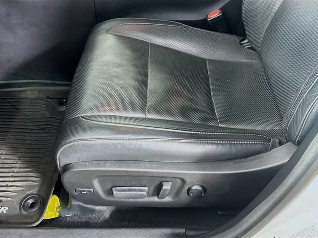 Used 2018 Toyota Highlander Limited Platinum AWD/4WD image 28