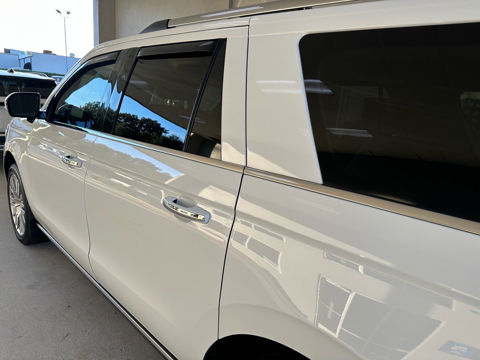 Certified 2024 Ford Expedition Max Limited AWD/4WD image 12