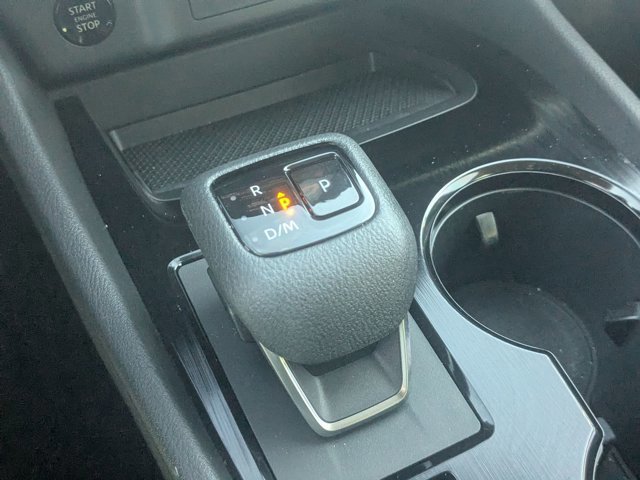 Used 2024 Nissan Rogue SV w/ SV Premium Package image 26