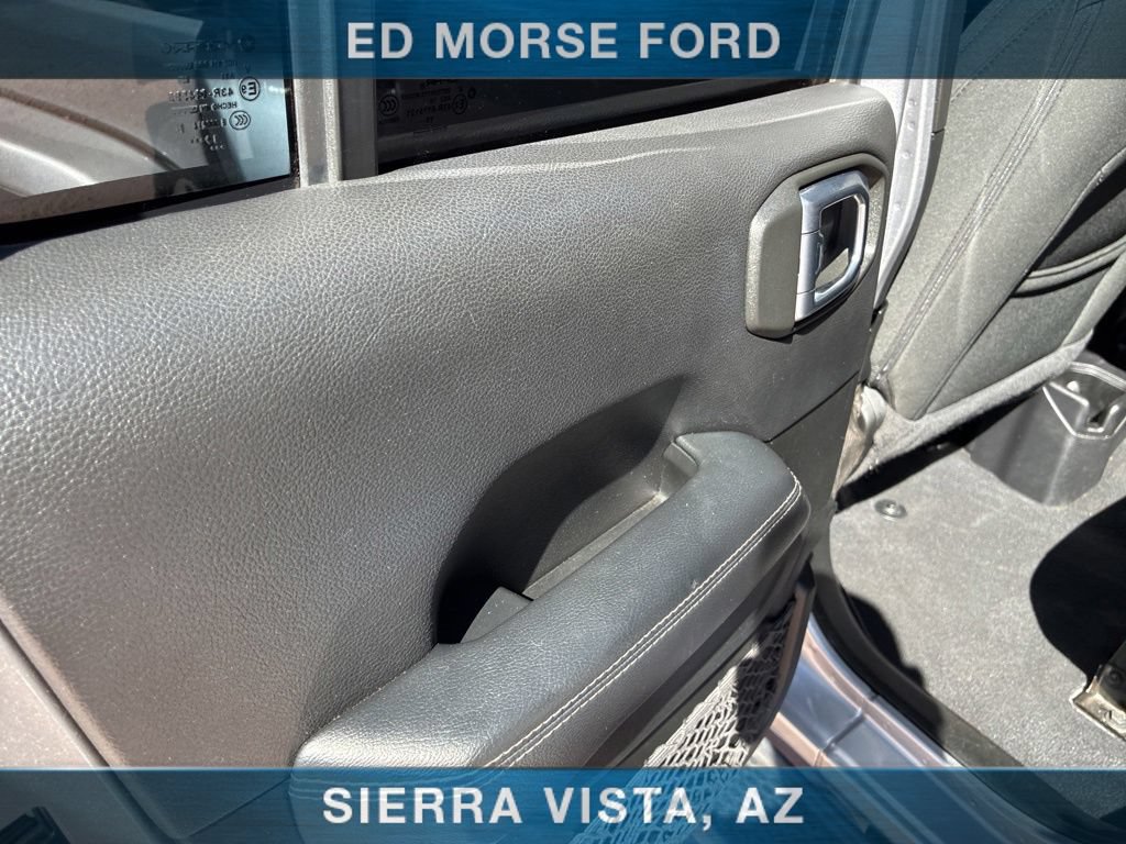 Used 2020 Jeep Wrangler Unlimited Sahara AWD/4WD image 19