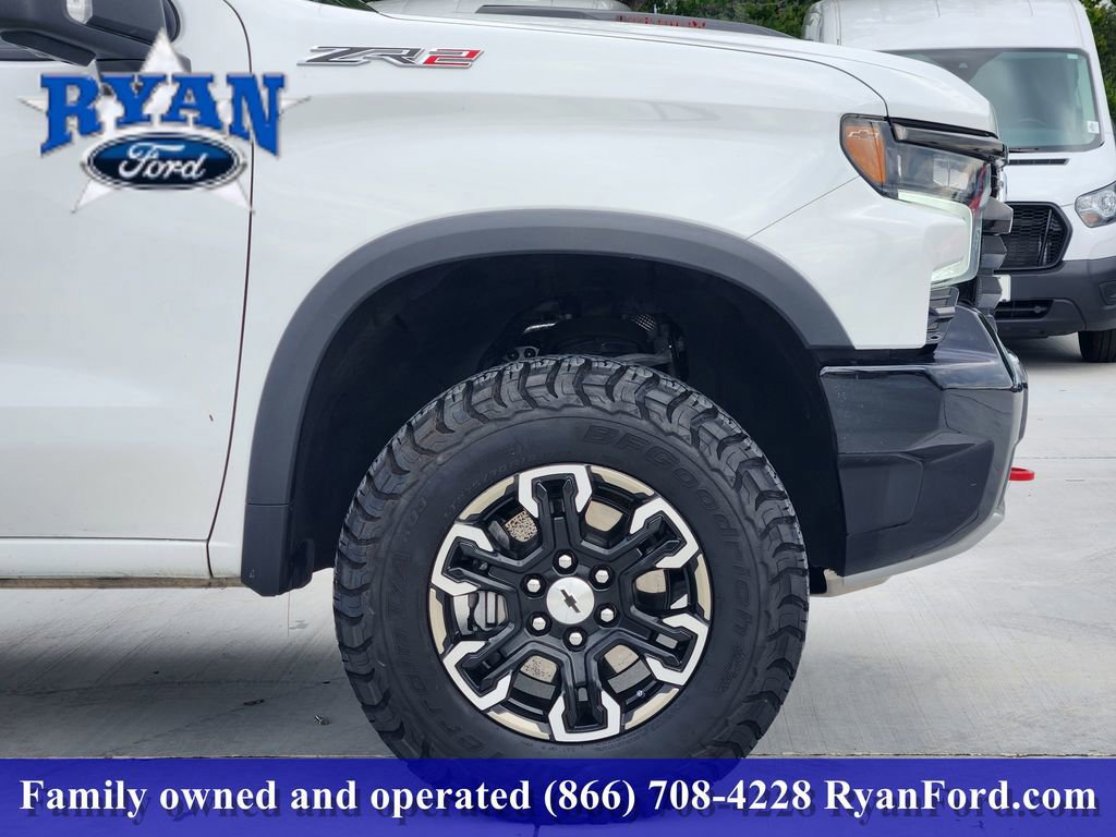 Used 2024 Chevrolet Silverado 1500 ZR2 w/ Technology Package image 5