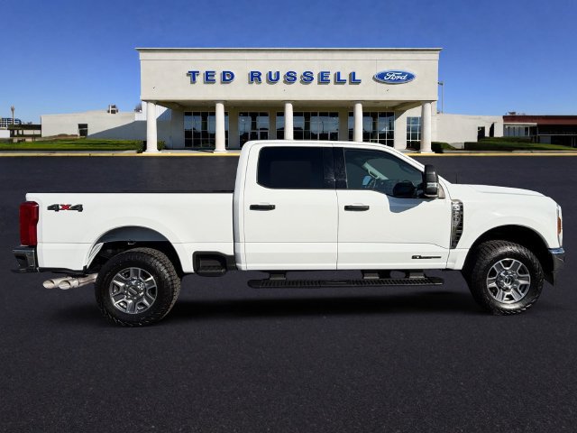 Certified 2025 Ford F250 XLT AWD/4WD image 3