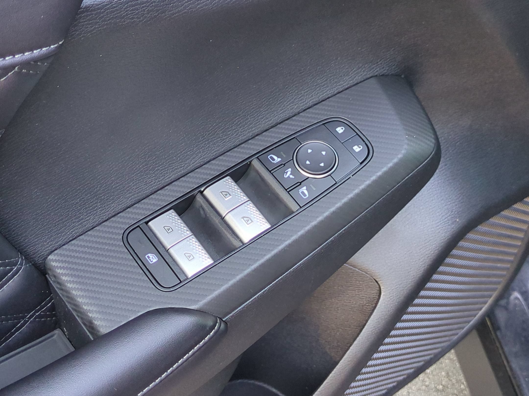 Used 2022 Mitsubishi Outlander SEL AWD/4WD image 12