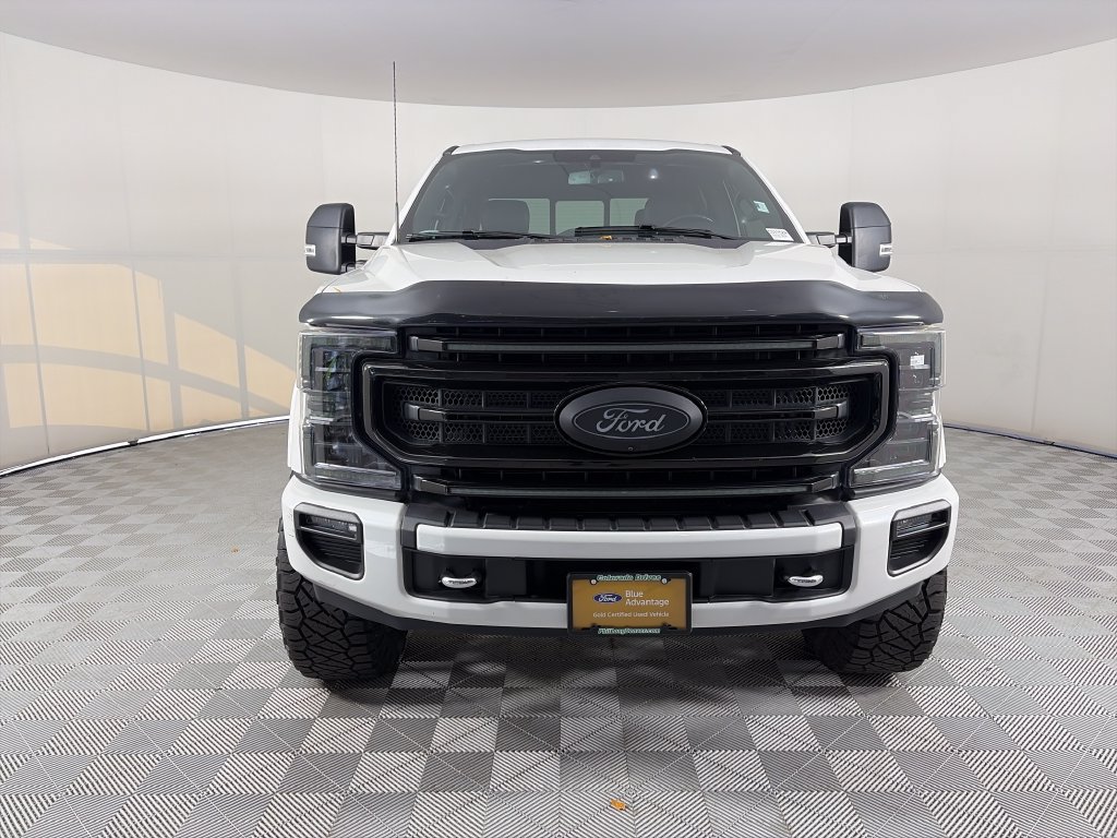Certified 2022 Ford F350 Platinum w/ Tremor Off-Road Package AWD/4WD image 2