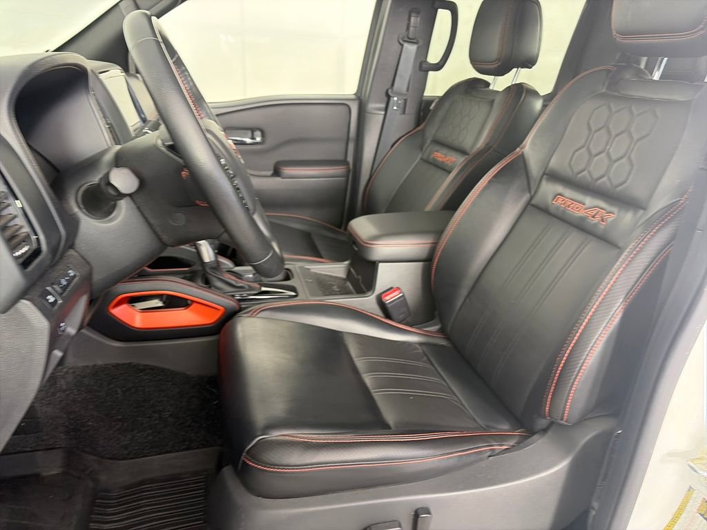 Used 2023 Nissan Frontier PRO-4X w/ Pro-4X Premium Package AWD/4WD image 11
