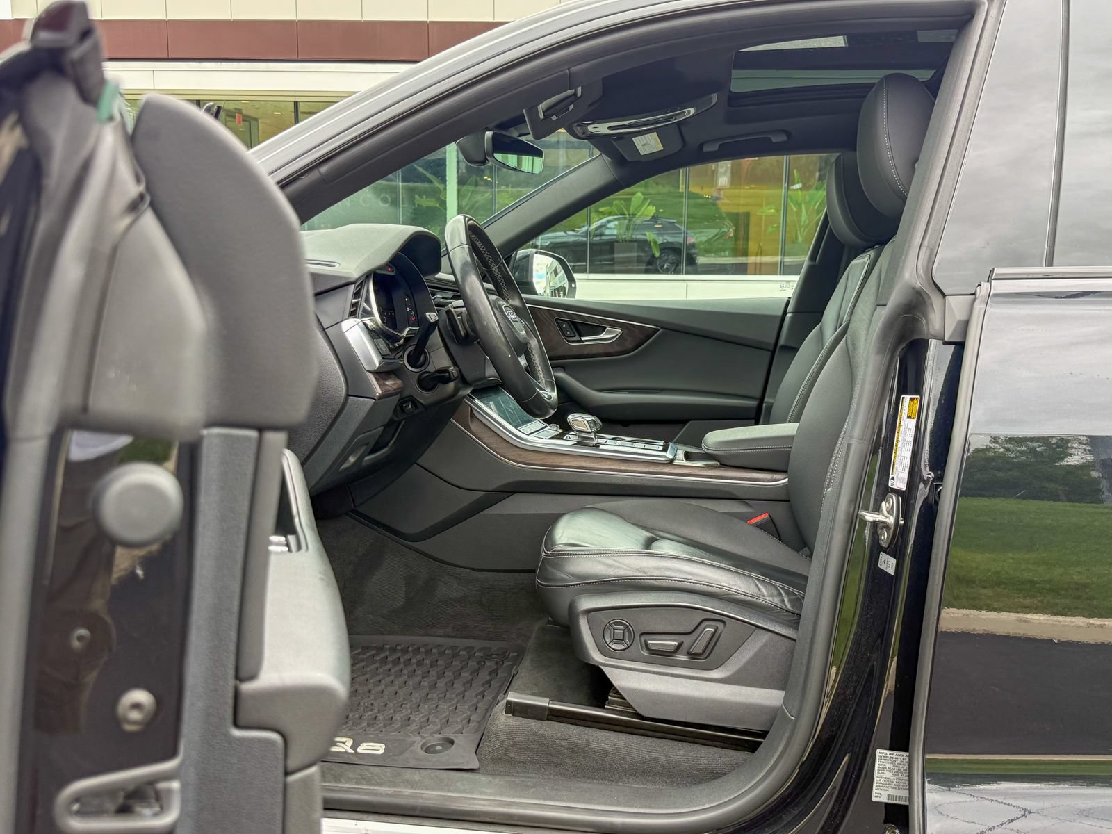 Used 2021 Audi Q8 Premium w/ Black Optic Package AWD/4WD image 16
