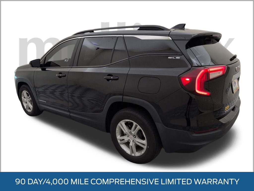 Used 2022 GMC Terrain SLE w/ Driver Convenience Package image 10
