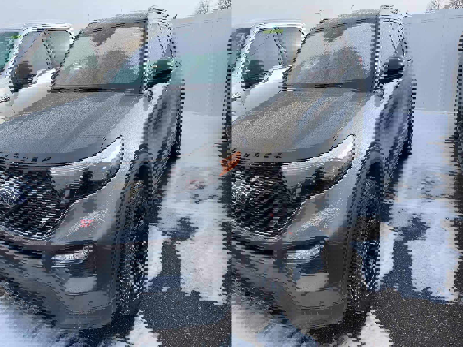 Certified 2020 Ford Explorer ST w/ ST Street Pack image 5