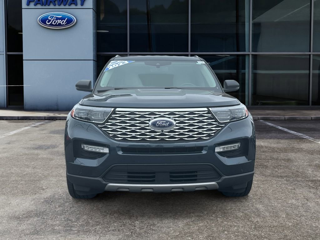 Certified 2023 Ford Explorer Platinum w/ Equipment Group 601A AWD/4WD image 3
