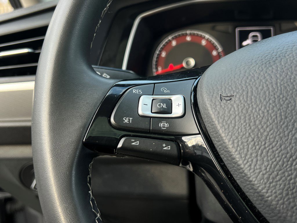 Used 2021 Volkswagen Jetta SE w/ SE Cold Weather Package image 25