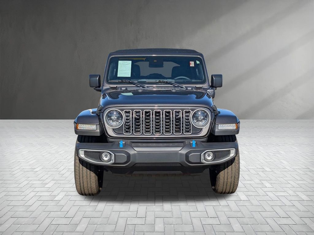 Used 2024 Jeep Wrangler Unlimited Sahara image 4