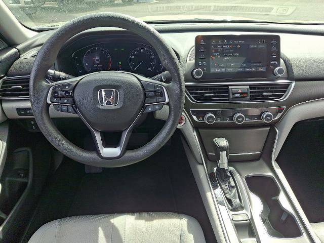 Used 2018 Honda Accord EX image 11