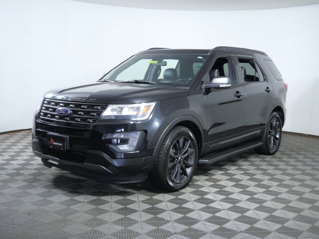 Certified 2017 Ford Explorer XLT w/ Equipment Group 202A AWD/4WD image 2