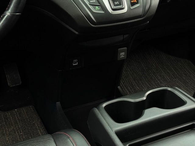 Used 2024 Honda Odyssey Sport image 26