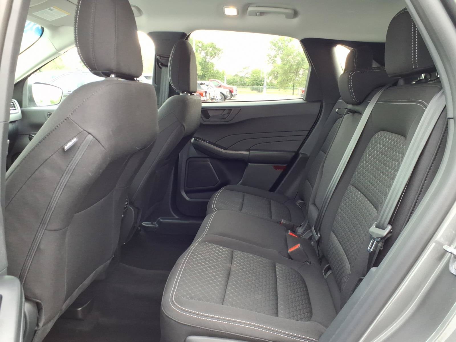 Certified 2025 Ford Escape Active w/ Cold Weather Package AWD/4WD image 9