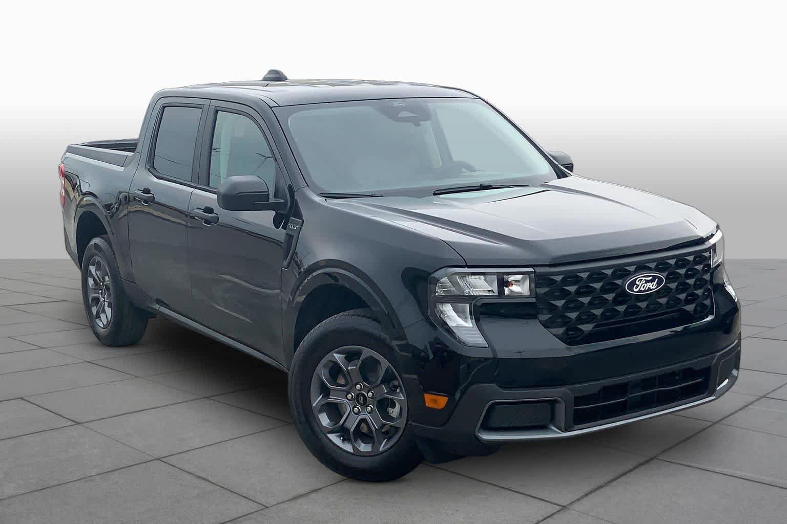 Certified 2026 Ford Maverick XLT FWD image 3