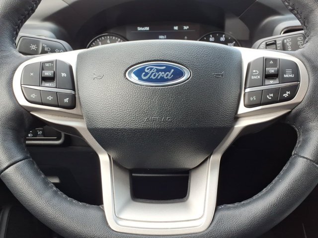 Certified 2024 Ford Explorer XLT w/ Equipment Group 202A AWD/4WD image 10