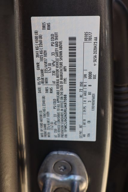 Certified 2024 Ford Escape Active AWD/4WD image 40