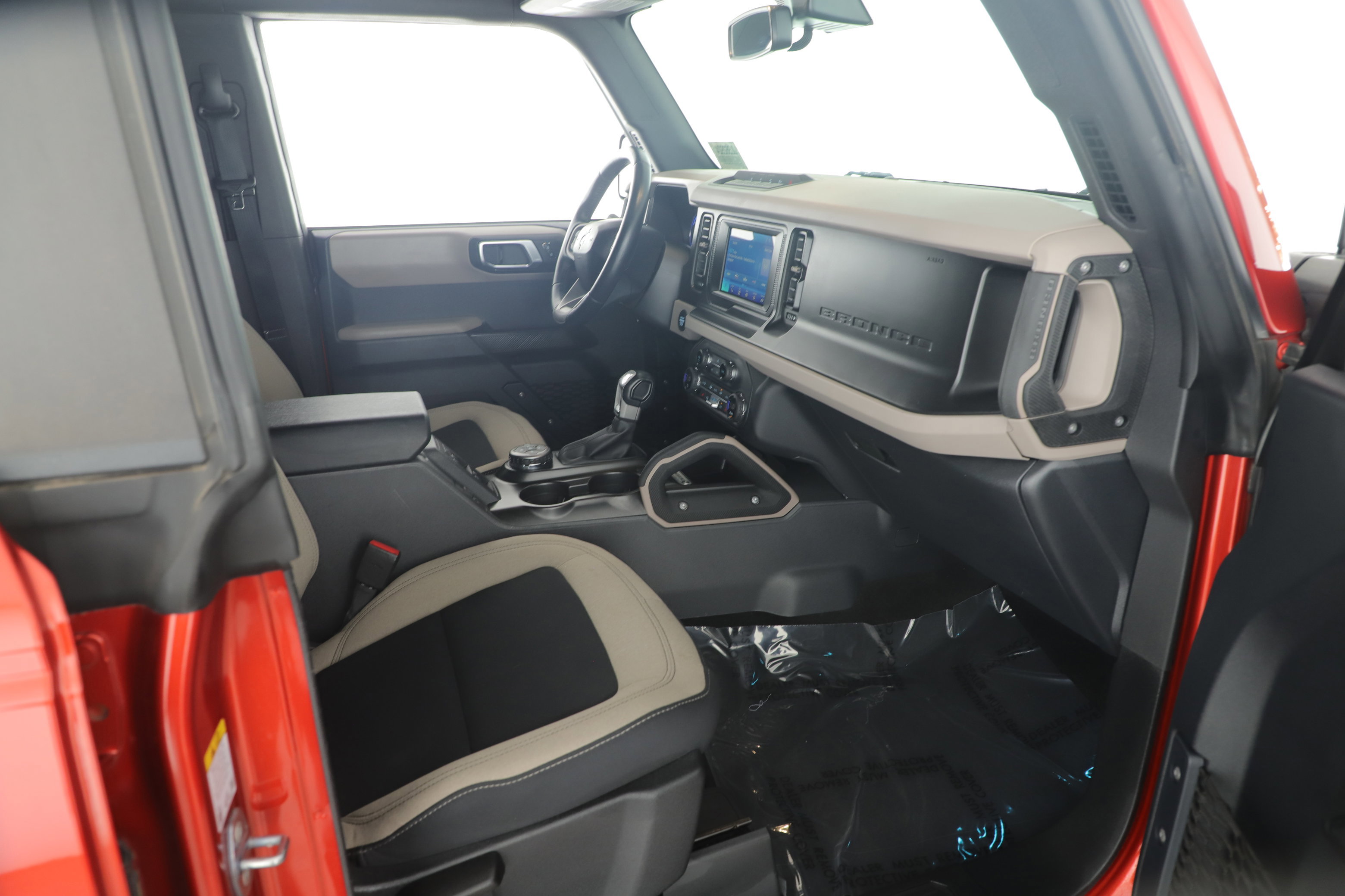 Certified 2023 Ford Bronco Big Bend w/ Sasquatch Package image 17