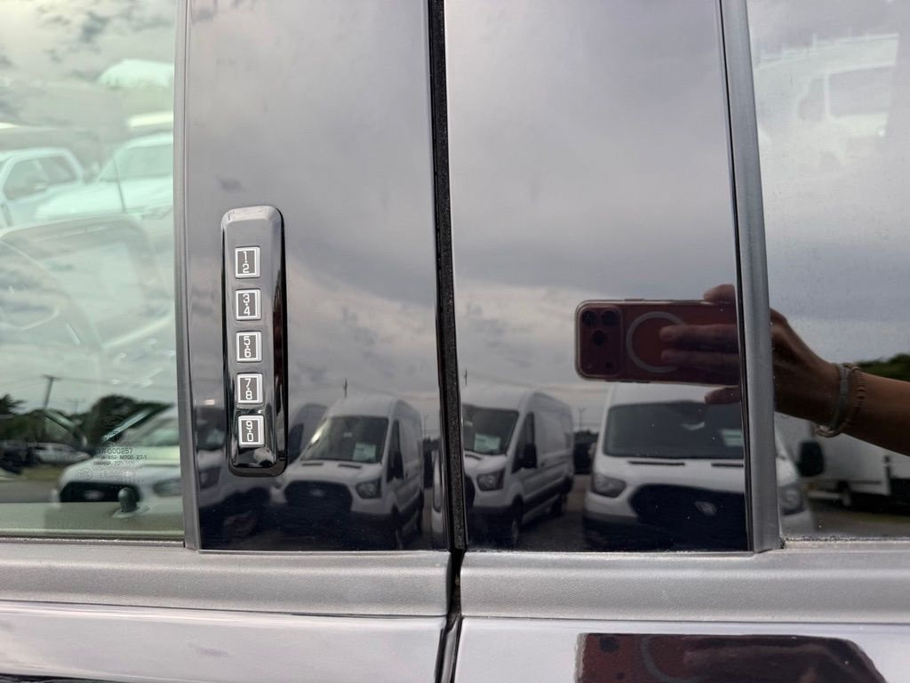 Certified 2022 Ford F150 King Ranch w/ Equipment Group 601A High AWD/4WD image 11