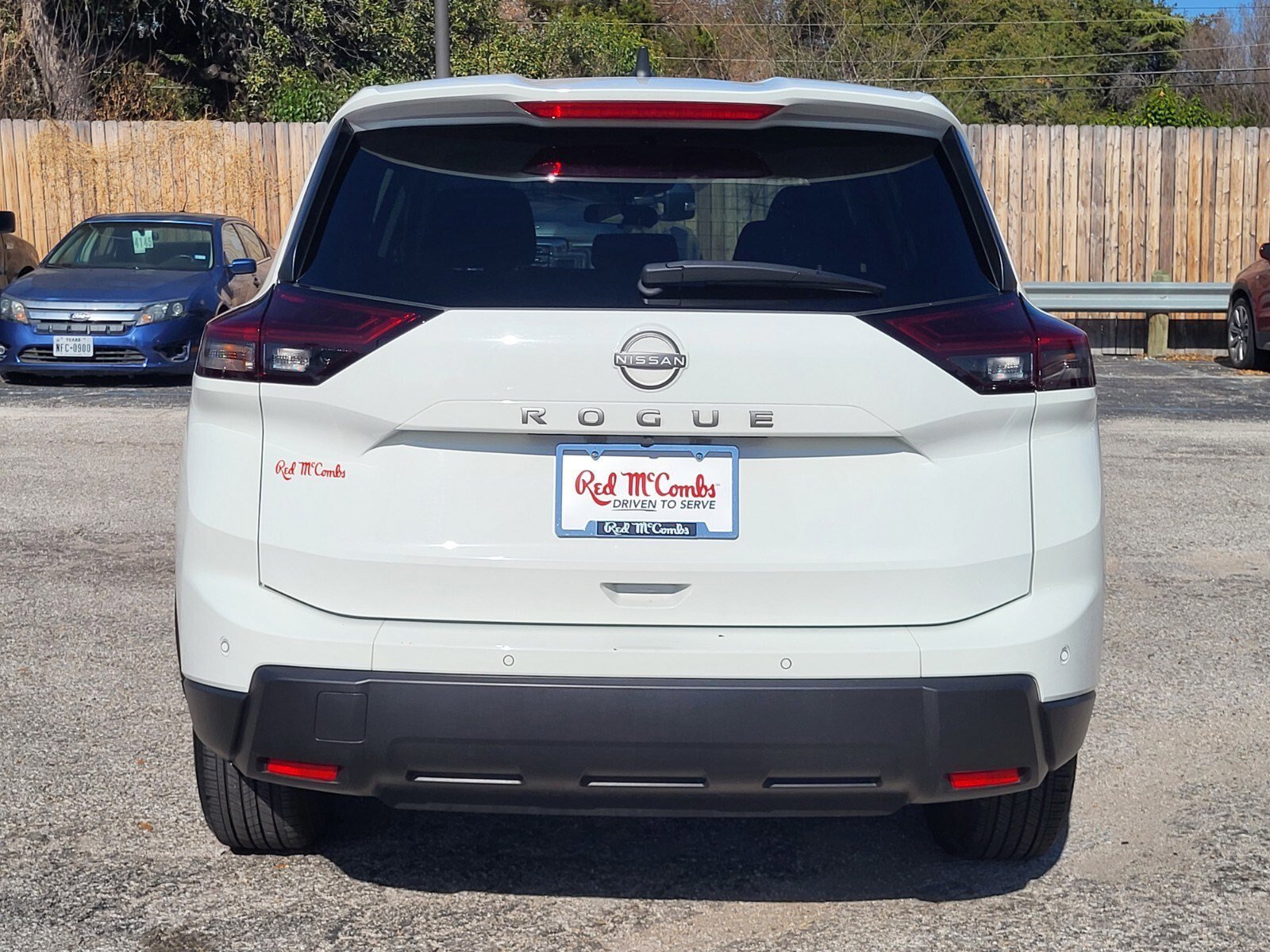 Used 2024 Nissan Rogue S image 4