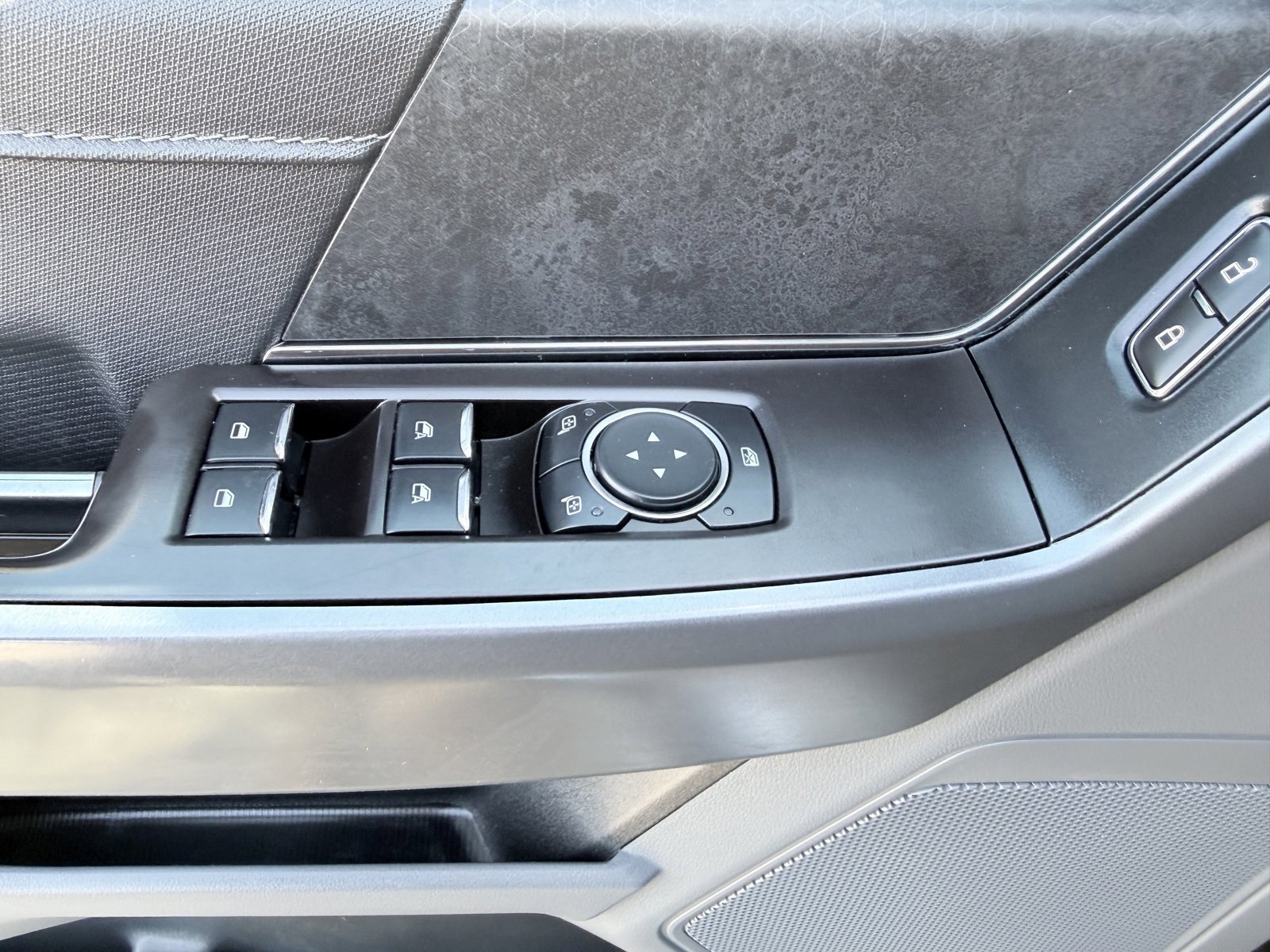 Certified 2024 Ford F150 XLT w/ Mobile Office Package image 27