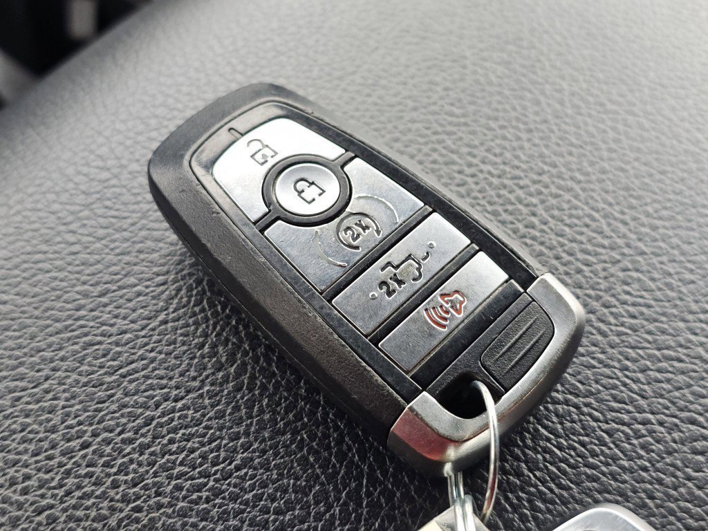 Certified 2022 Ford F350 Lariat w/ Lariat Ultimate Package image 36