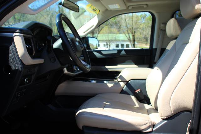 Certified 2024 Ford Expedition Max Limited AWD/4WD image 10